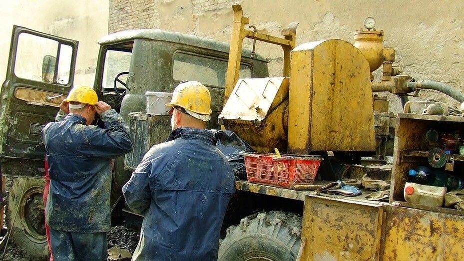 Buscan siete operarios de carga y descarga de cisternas para una planta industrial de Palos