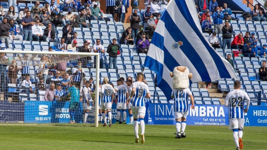 El Decano puede ser de Segunda RFEF matemáticamente la próxima jornada