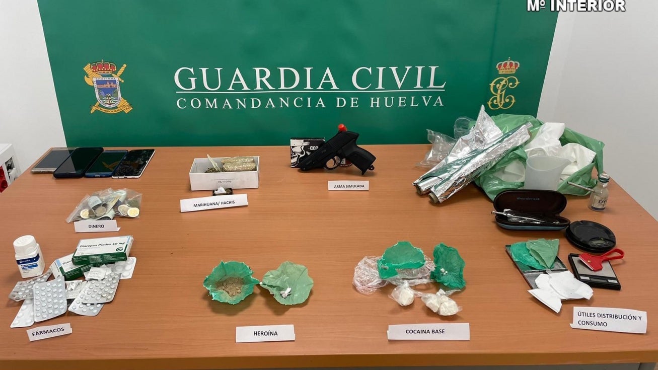 Detenido por vender cocaína y heroína en una vivienda de Almonte