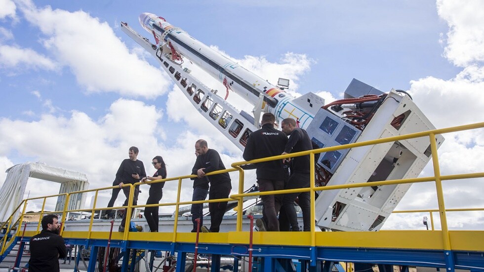 Vamos, Miura: el primer cohete privado de Europa ya está en su base de lanzamiento en Huelva