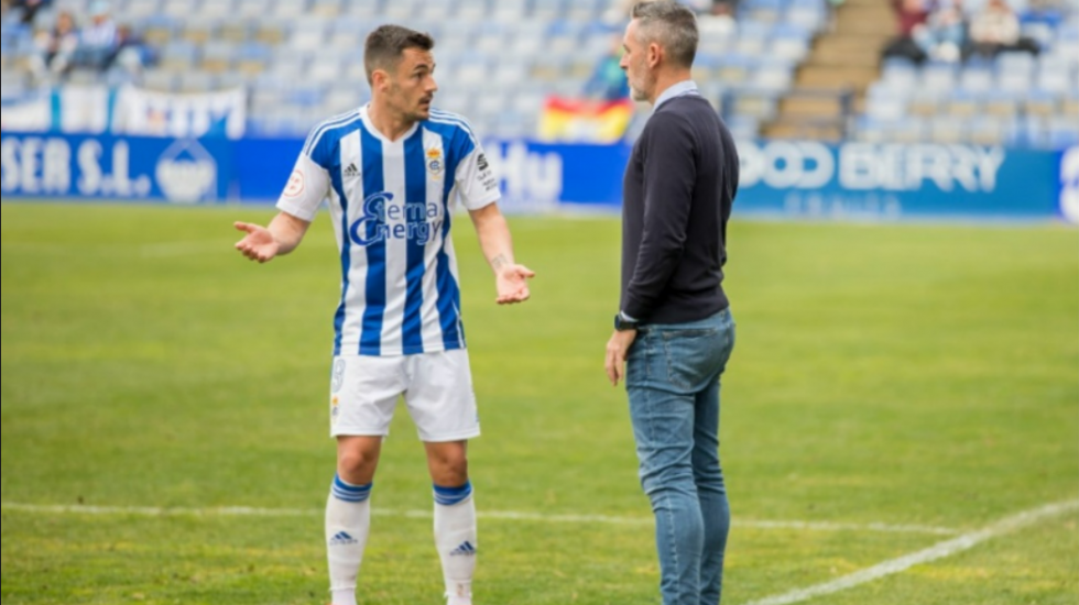 ¿Dos delanteros o uno de inicio en el Recreativo de Huelva?