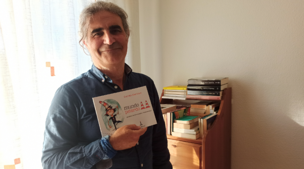 El humorista gráfico Currito Martínez lleva sus trocherías al libro ‘Mundo Petardo II’