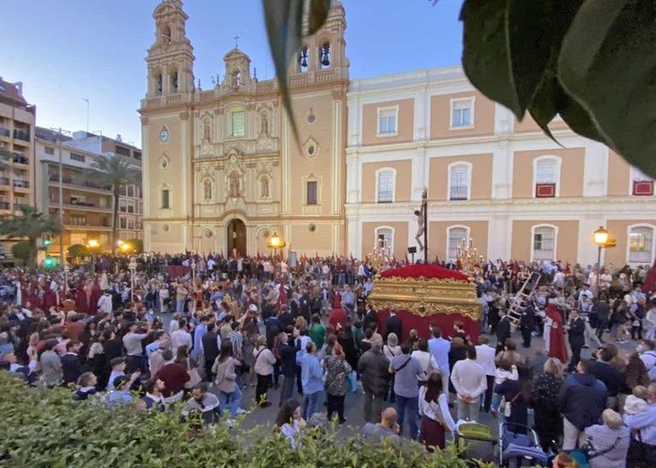 Jueves Santo en Huelva: Los Judíos, en tres tiempos