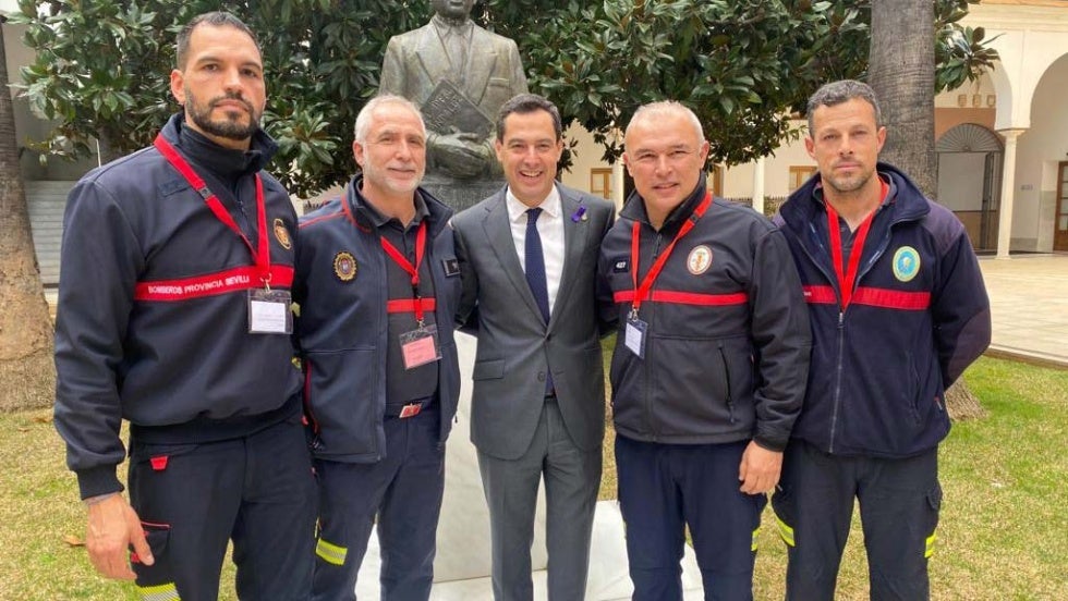 La sección sindical de CSIF del Servicio de Bomberos de la capital asiste a la aprobación de la nueva Ley de Emergencias en Andalucía