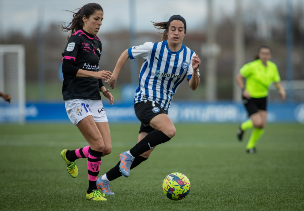 Suenan todas las alarmas en el Sporting Huelva: encadena ante el colista Alavés su séptima derrota seguida (2-1)