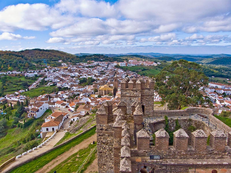 Cinco pueblos de la sierra de Huelva que tienes que conocer