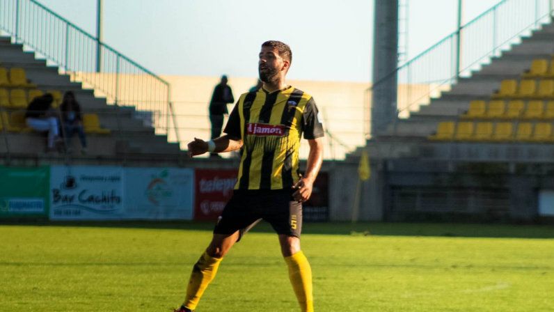 El San Roque da en Écija un paso más hacia el abismo (1-0)