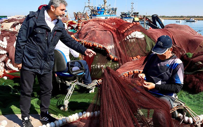Cortés pide el voto de los pescadores para hacer un 'frente común' que defienda al sector en Europa