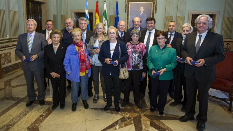 Huelva homenajea 40 años de democracia municipal