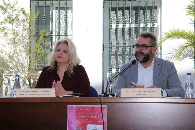 Luis Domingo Delgado homenajea en una obra al poeta moguereño Francisco Garfias