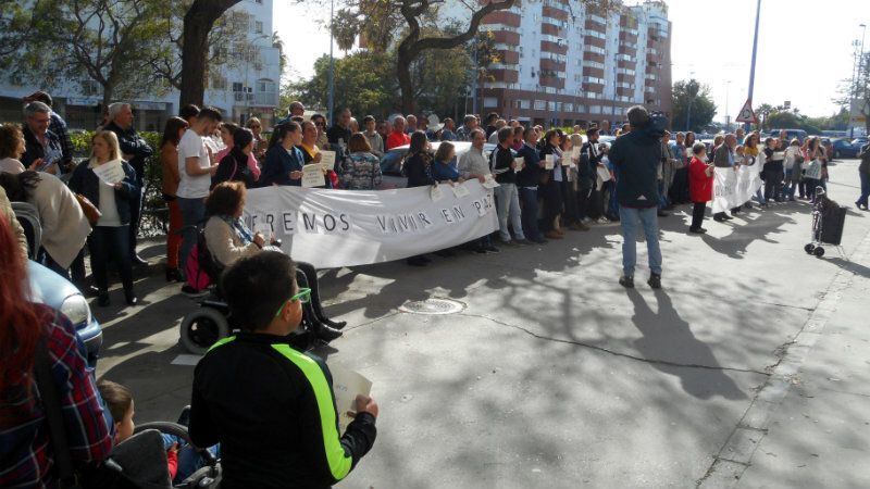 Exigen el desalojo urgente de un local 'ocupado por drogadictos, prostitutas y gorrillas'