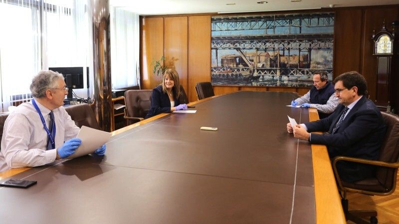 El Puerto de Huelva aplicará bonificaciones, aplazamientos y reducción de tasas hasta el máximo que le permita la ley