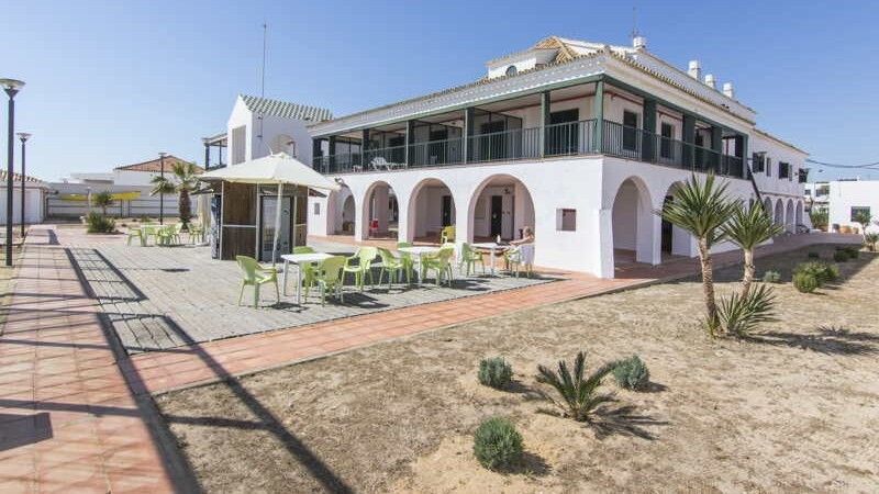 El Albergue de Punta Umbría acogerá a los pacientes asintomáticos que quieran aislarse de forma voluntaria