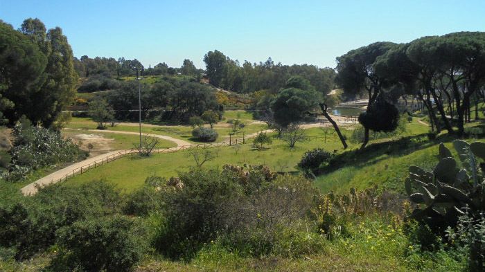 Los parques y zonas verdes de Huelva abrirán desde este domingo