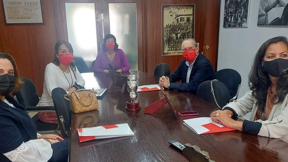 El Instituto de la Mujer y Cruz Roja Huelva comparten experiencias para avanzar en la promoción de la igualdad