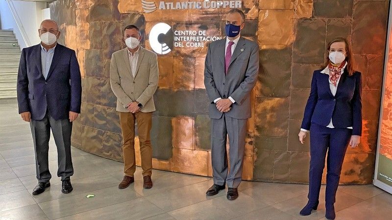 El nuevo delegado de Desarrollo Sostenible de la Junta visita el complejo metalúrgico de Atlantic Copper