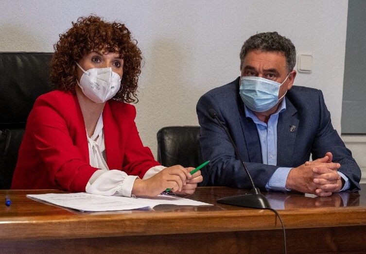 La Rábida y la agricultura centran los asuntos de María Eugenia Limón en su visita a Palos y Lucena