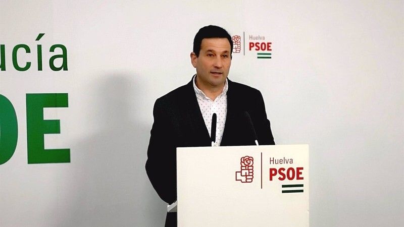 División en el PSOE de Huelva : un grupo de alcaldes se rebela contra el adelanto de primarias en Andalucía