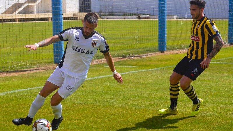 El Mérida enfría la ilusión del San Roque de Lepe (0-1)