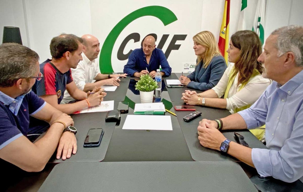 Pilar Miranda se compromete a respetar lo negociado con los funcionarios municipales