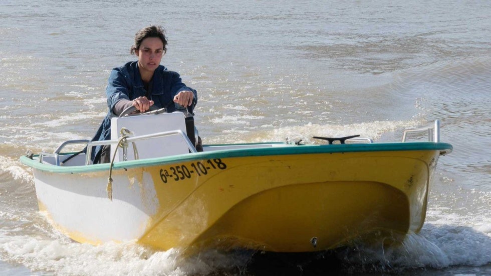 Los actores de 'La Caza. Guadiana' anuncian el último capítulo de la temporada desde Isla Cristina