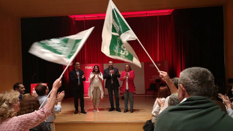 Rocío Espinosa asegura que “los socialistas cumplimos lo que prometemos' en su presentación como candidata en Almonte
