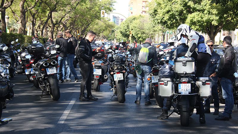 290 motocicletas, 350 personas y 1.200 kilos de alimentos recogidos en la III Ruta Moto-Solidaria organizada por CSIF