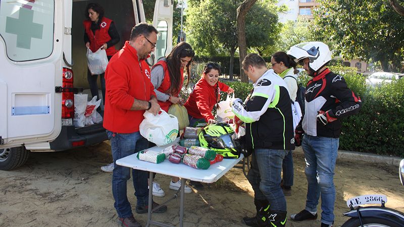 290 motocicletas, 350 personas y 1.200 kilos de alimentos recogidos en la III Ruta Moto-Solidaria organizada por CSIF