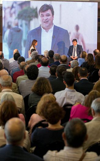 Cruz presenta sus 87 medidas para seguir 'transformando' la capital