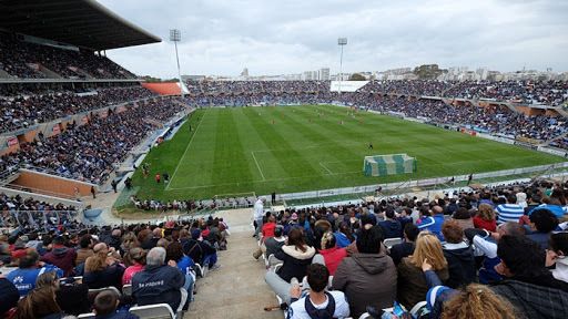 Acuerdo en el Recre para rebajar un 10% el sueldo a la plantilla y el cuerpo técnico