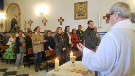 Las misas en Fase 1: cortas, con mascarilla y sin contacto personal, agua bendita, folletos o coro