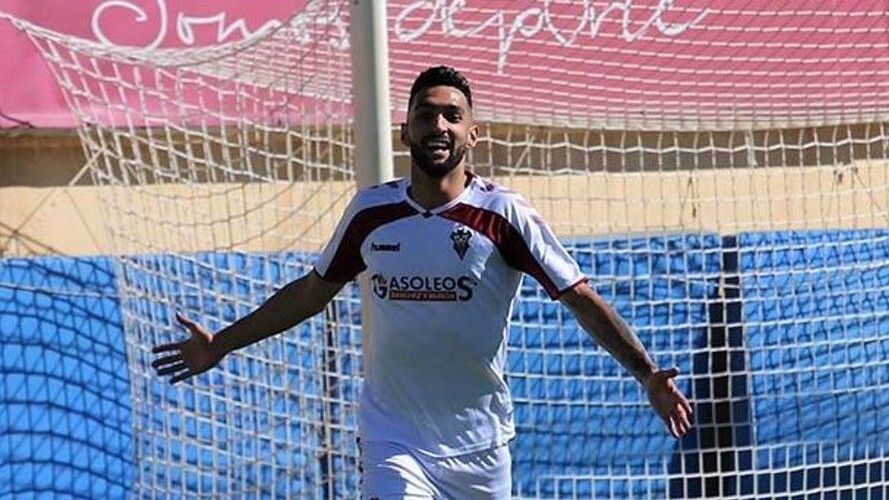 Alcaraz cuenta con Diego Vargas para el primer equipo del Albacete y el Almería compra por cuatro millones a Lazo