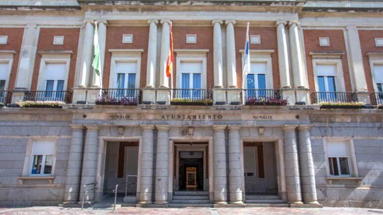 Ciudadanos insiste a Cruz en ayudas directas a los comercios, pymes y autónomos para reactivar la economía de Huelva