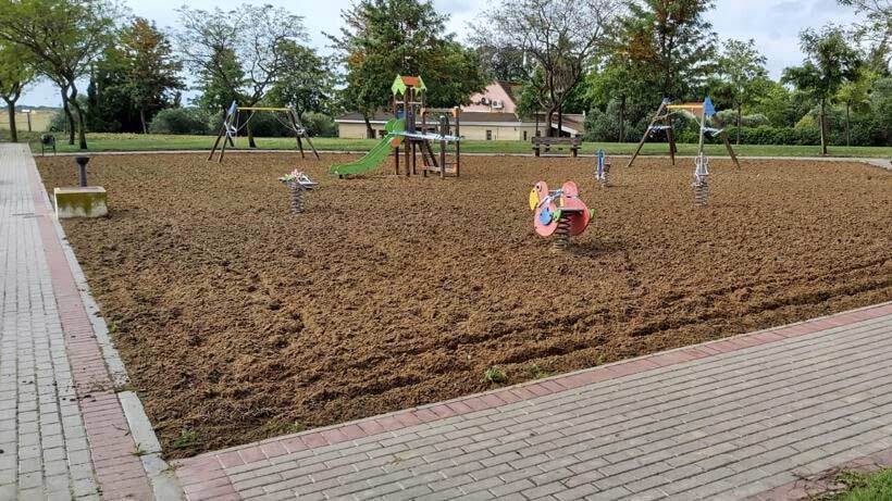 El Ayuntamiento de Aljaraque pone a punto sus parques, jardines y zonas verdes