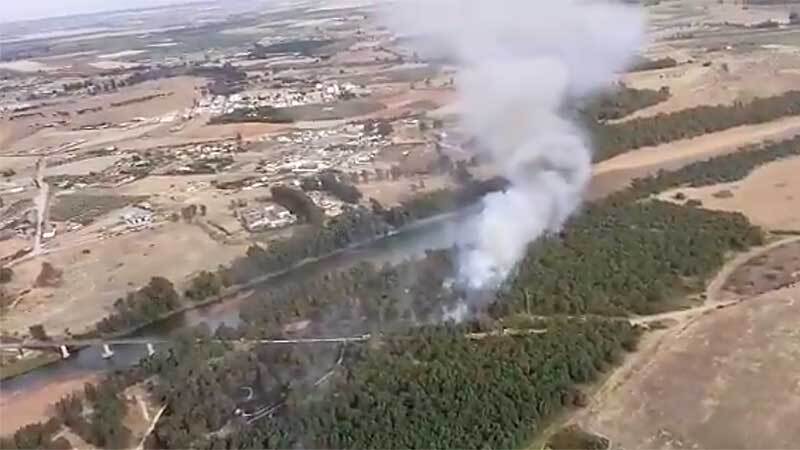El Infoca mantiene controlado el incendio de Gibraleón