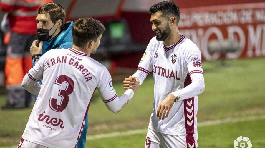 Desciende a la 1ª RFEF el Albacete de Diego Vargas y Óscar Arias se acerca al Granada