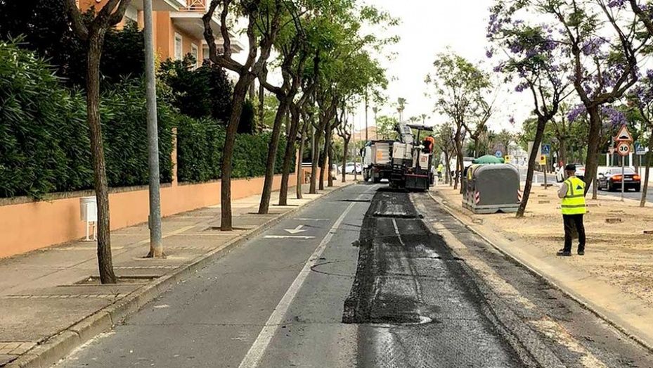 Islantilla ejecuta su Plan de Asfaltado de cara a la temporada estival