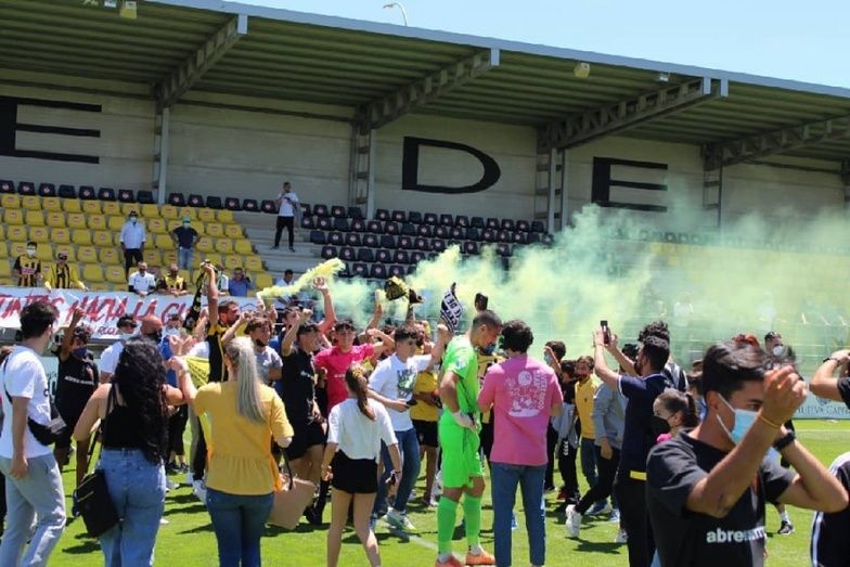 Se dieron las cábalas necesarias: el San Roque de Lepe asciende a la 2ª RFEF (2-1)