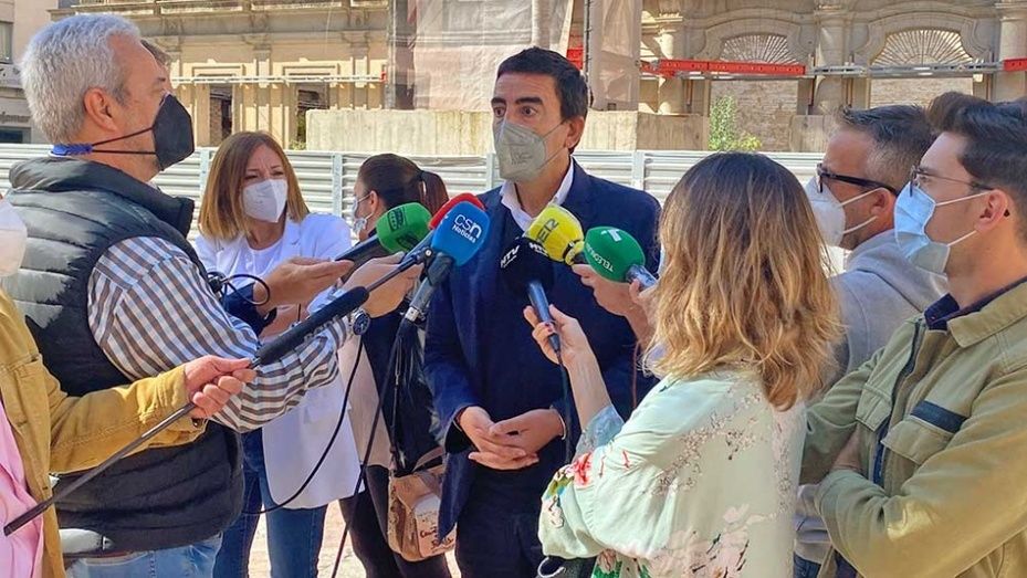 El runrún: Marejada en el PSOE y Mario Jiménez nadando entre dos aguas