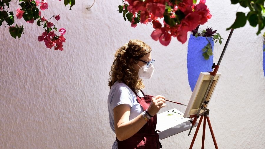 Artistas femeninas, protagonistas en el encuentro de pintura rápida en Ayamonte