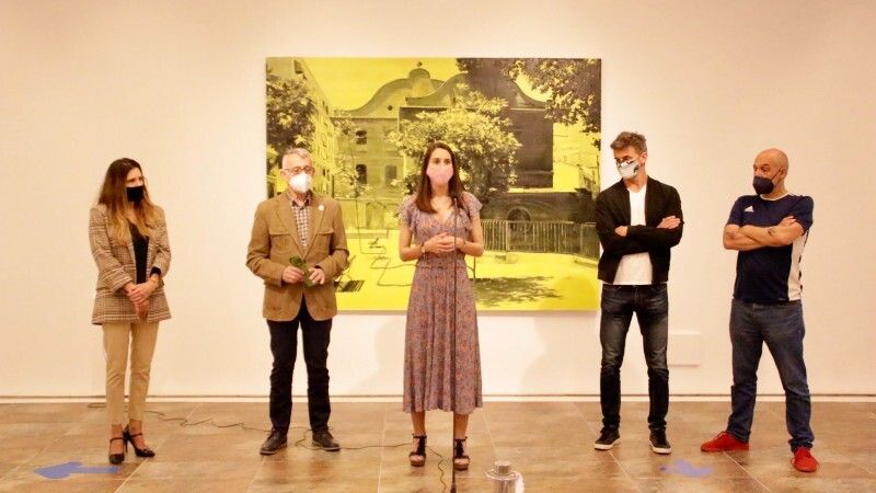 La Diputación reúne en una muestra a una veintena de artistas becados por la Vázquez Díaz