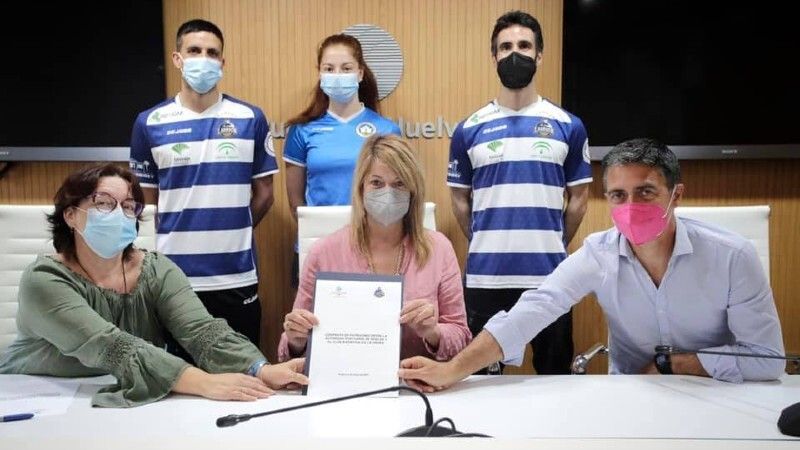 El Puerto de Huelva firma un convenio de patrocinio con el IES La Orden