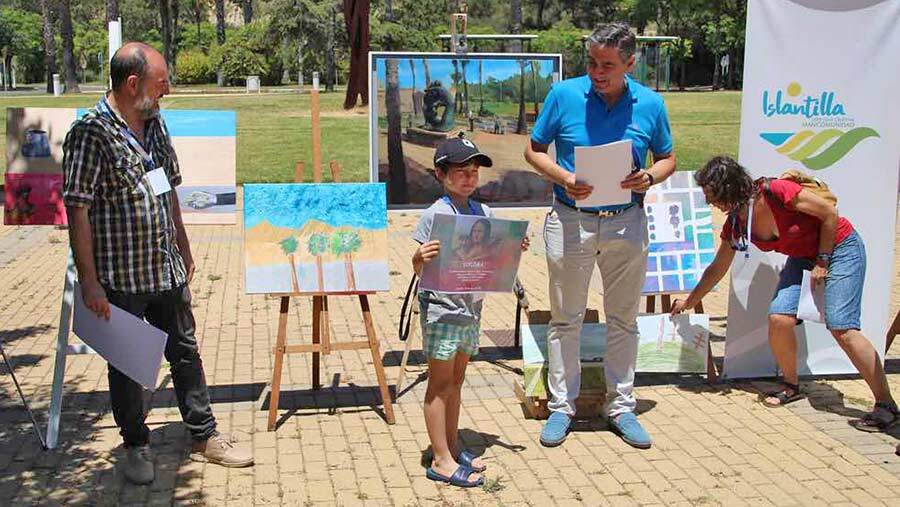 Colorido broche al primer Festival de las Artes y las Letras de Islantilla