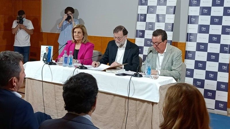 Mariano Rajoy dice en Huelva que el actual Gobierno 'Frankenstein' es 'el origen de muchos de los problemas del país'