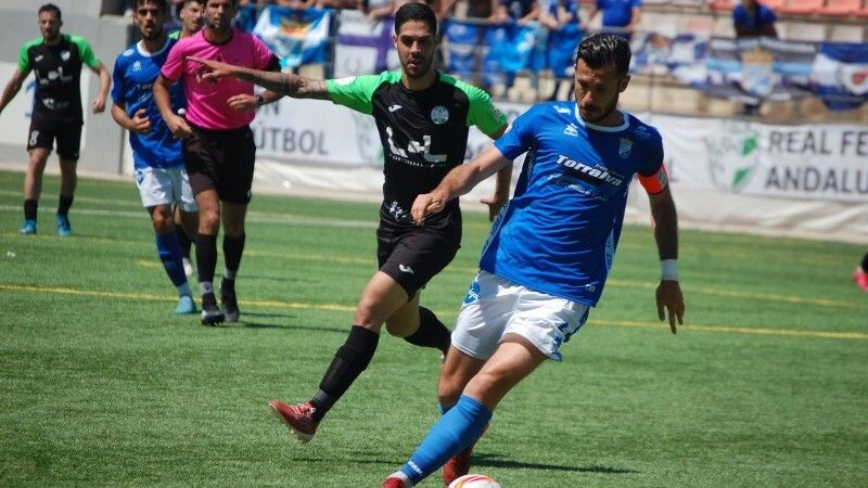 Utrera y Ciudad de Lucena apean al Gerena y al Xerez CD