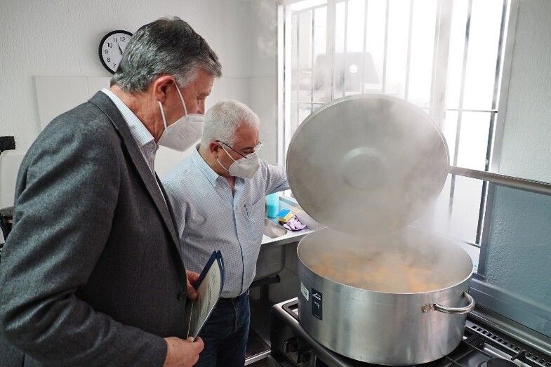 Nuevo convenio de Palos con el comedor social de la barriada del Matadero