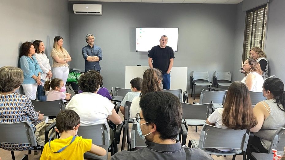 El proyecto ‘En tierra de nadie’ acompaña a menores de Lucena, Bollullos y Tharsis en su paso a la adolescencia