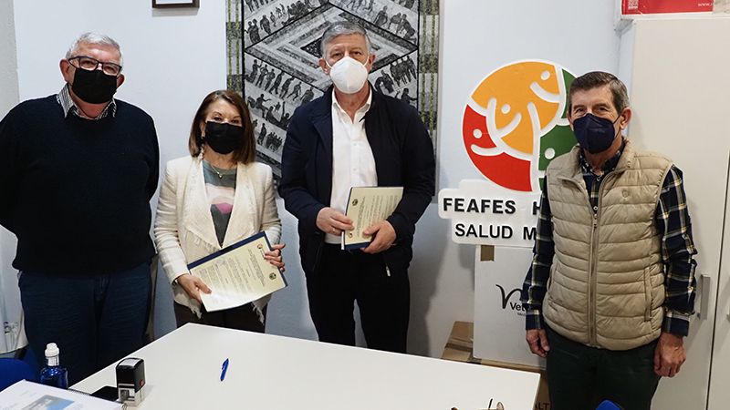 Palos amplía su compromiso con la salud mental con una ayuda de 12.000 euros a Feafes