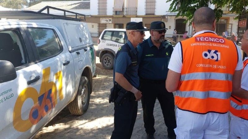 Salvan en El Rocío la vida a un hombre que se encontraba en parada cardio-respiratoria tras sufrir un ictus