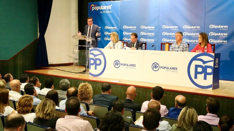 El PP abre expediente disciplinario contra tres concejales de Almonte y aprueba una gestora en Punta
